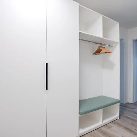 Nr 306 - Apartmenthaus 