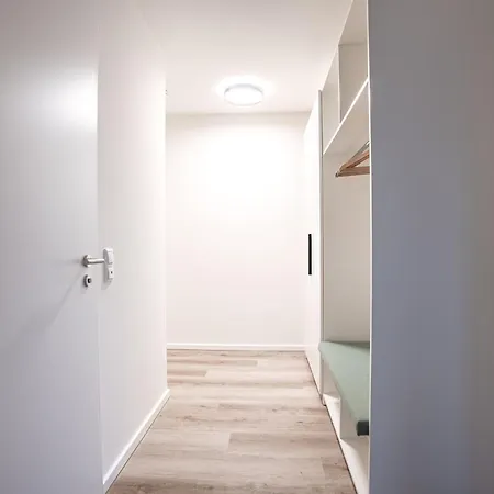 Nr 306 - Apartmenthaus 