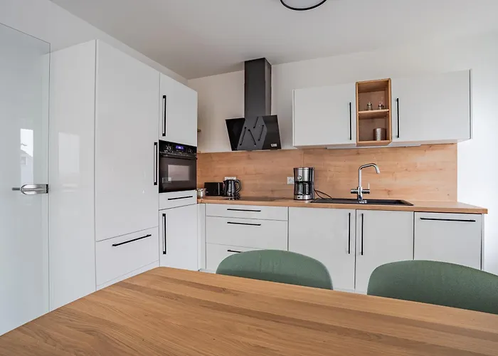 Nr 306 - Apartmenthaus 